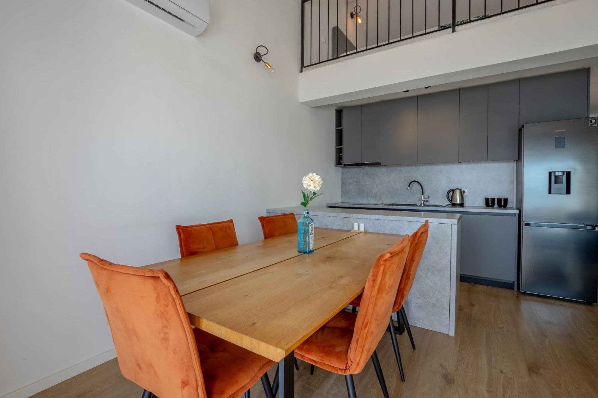 Appartement Apartman Rojo à Omiš Extérieur photo