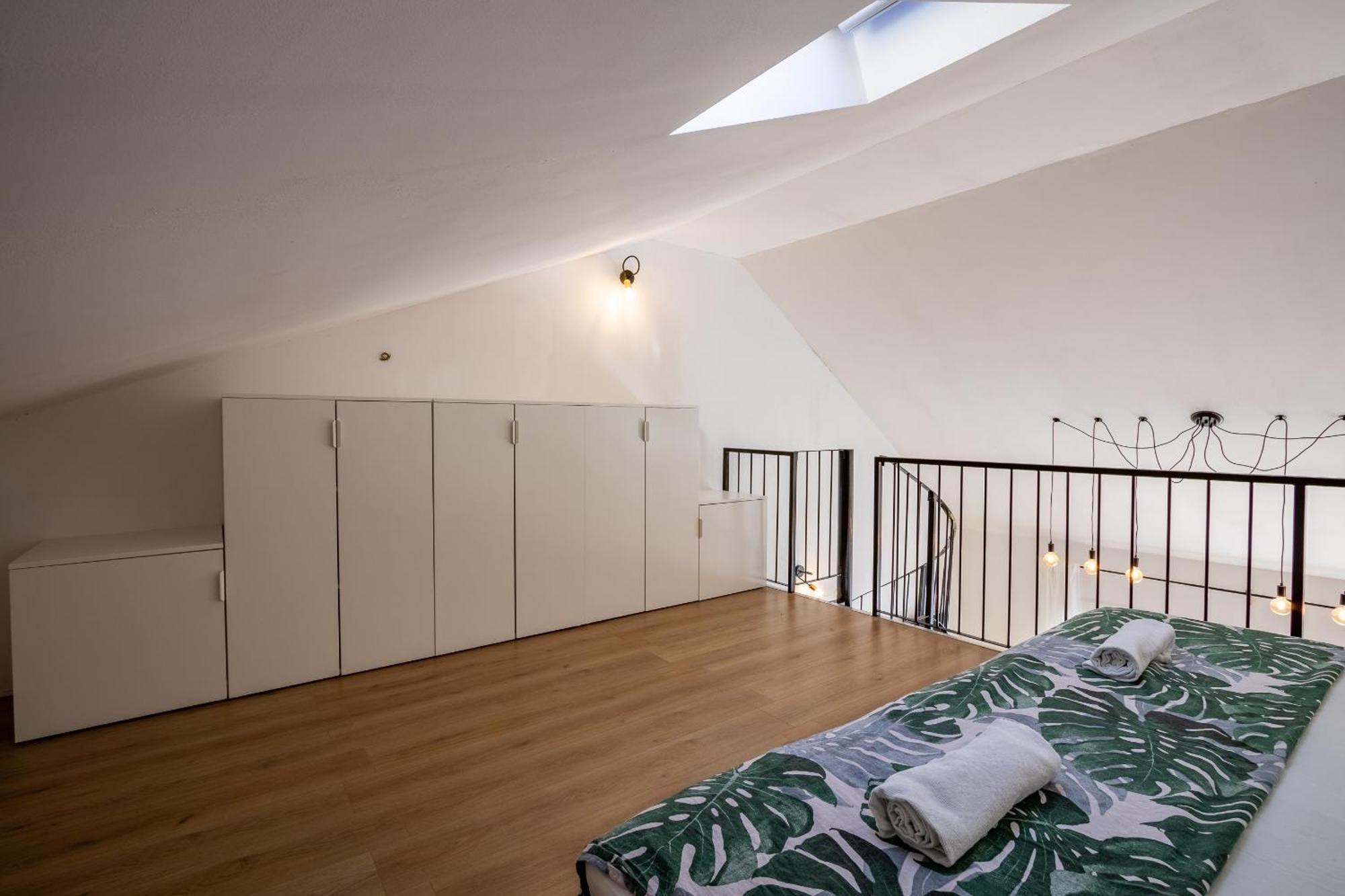 Appartement Apartman Rojo à Omiš Extérieur photo