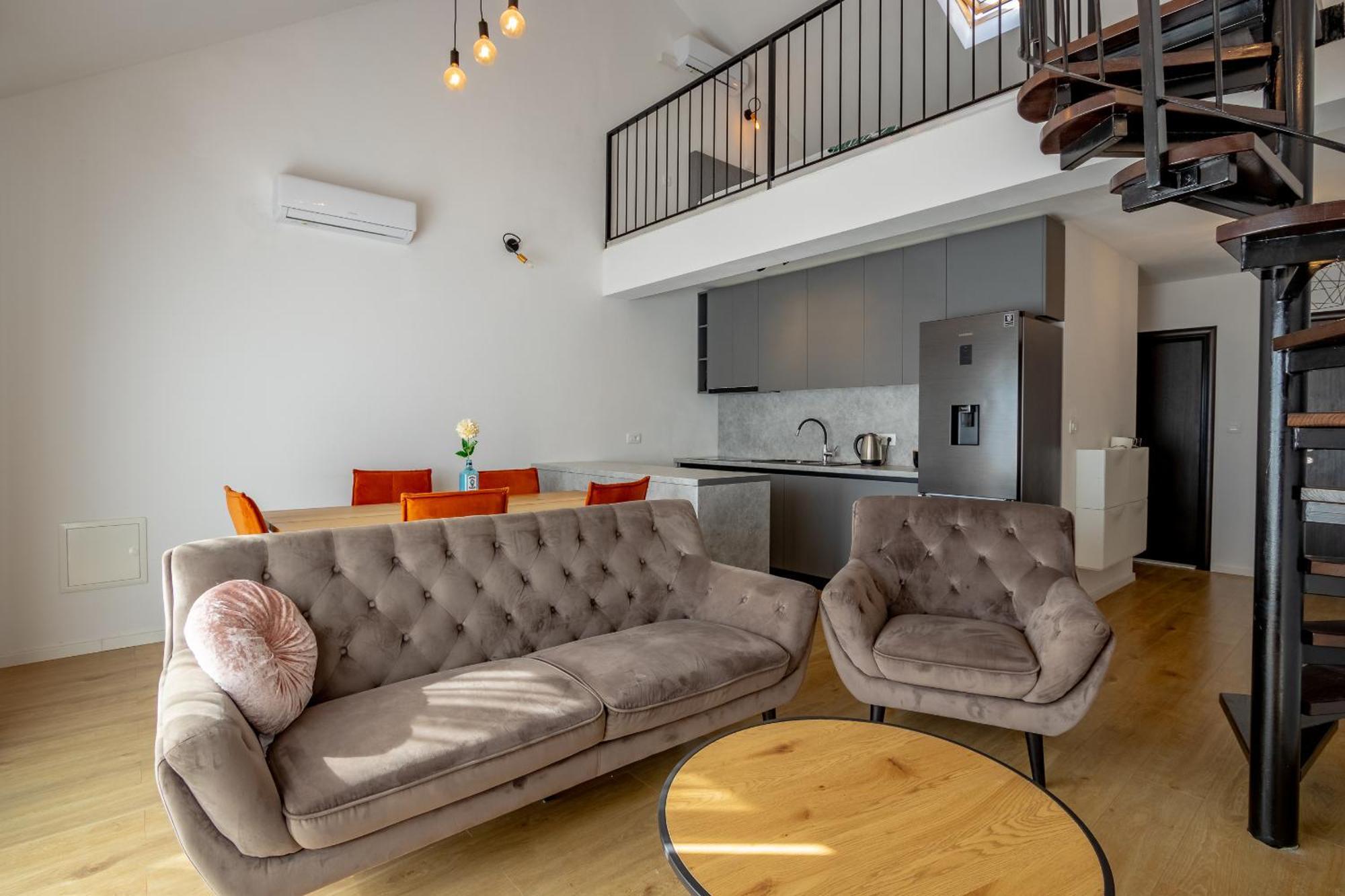 Appartement Apartman Rojo à Omiš Extérieur photo